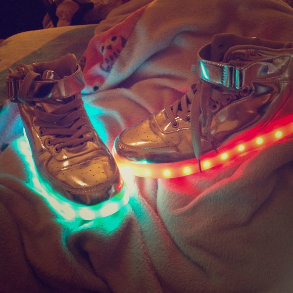 light up shoes womens size 9